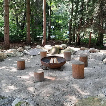 Forest Garden Family, Forest Garden Romance